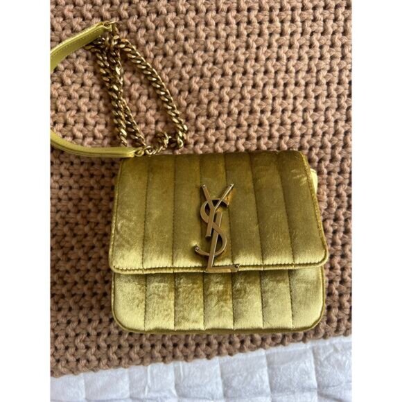 PREOWNED Saint Laurent Vicky Velvet YSL Logo Magnetic Cross-Body Bag Gold - Picture 3 of 14
